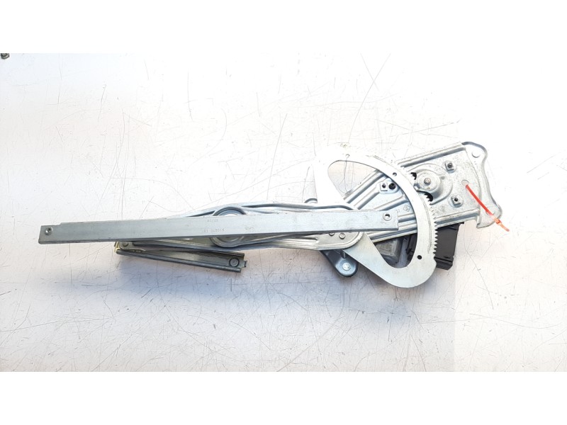 Recambio de elevalunas trasero derecho para renault scenic iii 1.5 dci diesel referencia OEM IAM 827300005R 106199118 