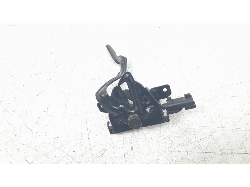 Recambio de cerradura capo para kia rio (yb) 1.2 cat referencia OEM IAM 81130H8000  