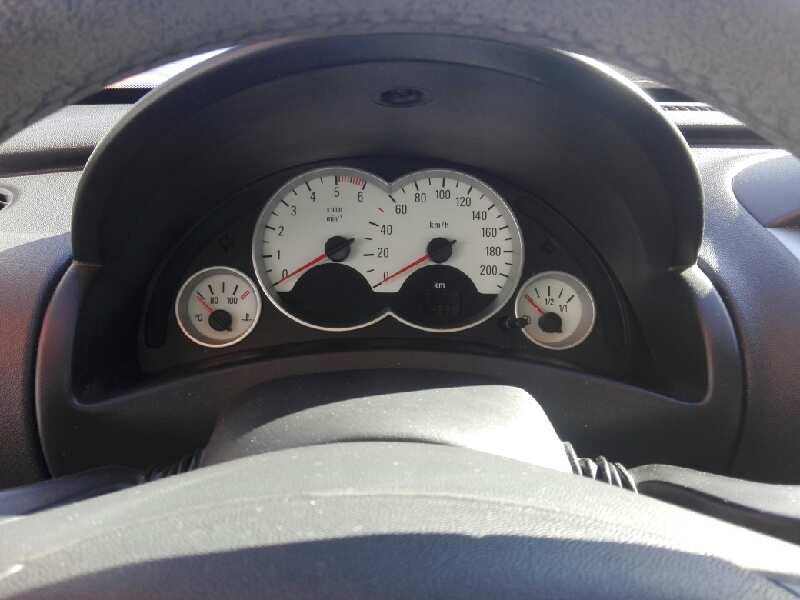 opel corsa c del año 2006