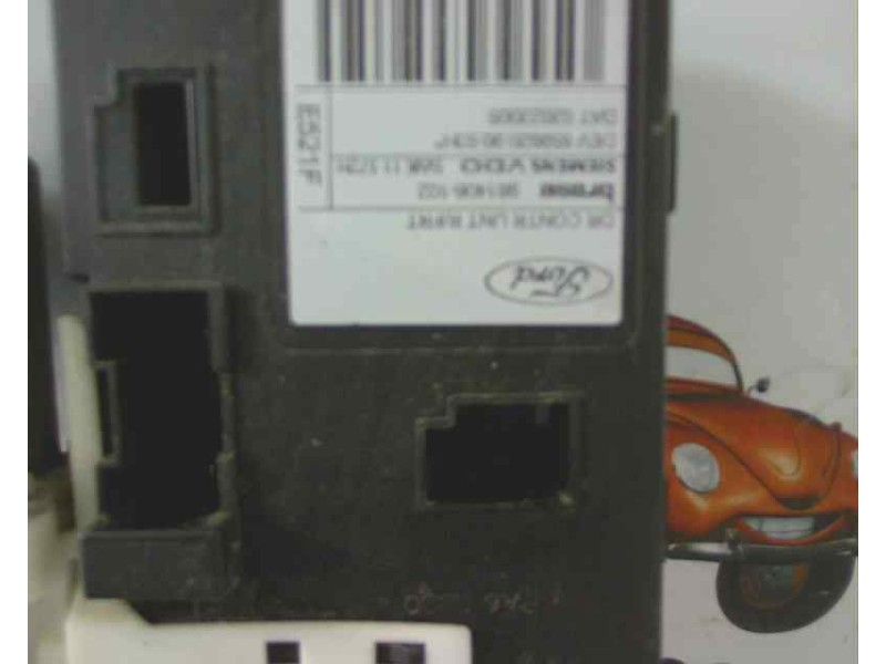 Recambio de motor elevalunas delantero derecho para ford focus berlina (cap) referencia OEM IAM  5WK11572H 