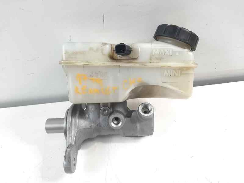 Recambio de bomba freno para renault clio iv dynamique referencia OEM IAM 460915125R  