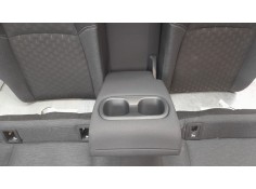 Recambio de asientos traseros para toyota corolla (e21) hybrid style referencia OEM IAM 7150302690   2