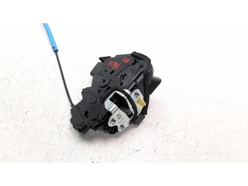 Recambio de cerradura puerta delantera derecha para kia rio (yb) 1.2 cat referencia OEM IAM 81320H8050  