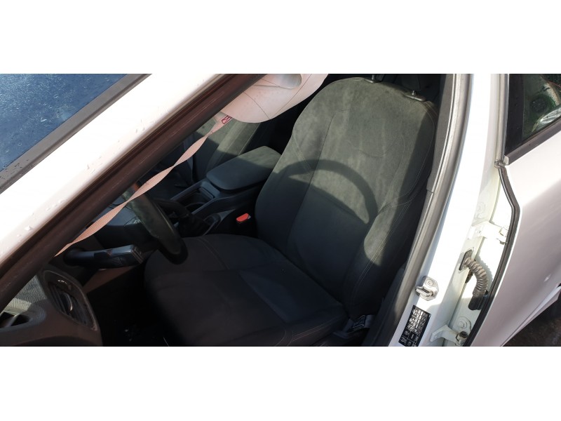 volvo v40 del año 2013