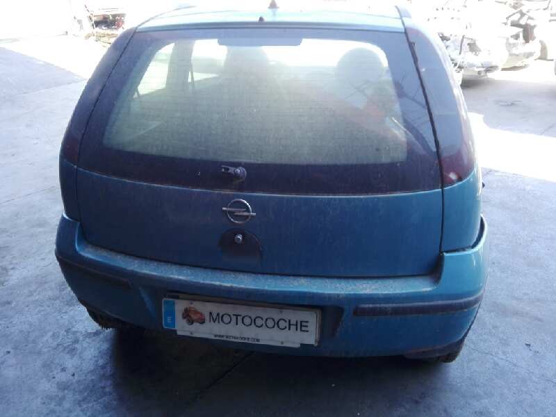 opel corsa c del año 2004