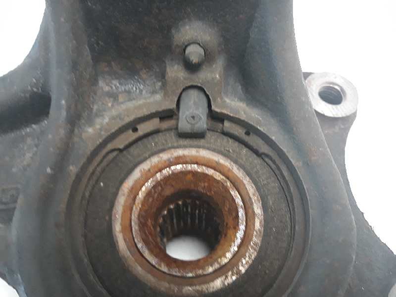 Recambio de mangueta delantera izquierda para citroen c3 collection referencia OEM IAM 1607557480  