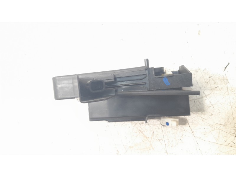 Recambio de cerradura puerta trasera derecha para dacia sandero stepway referencia OEM IAM 825022281R  