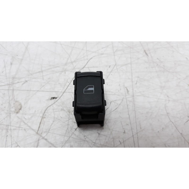 Recambio de mando elevalunas delantero derecho para volkswagen golf iv berlina (1j1) 1.9 tdi referencia OEM IAM 3B0959855B  