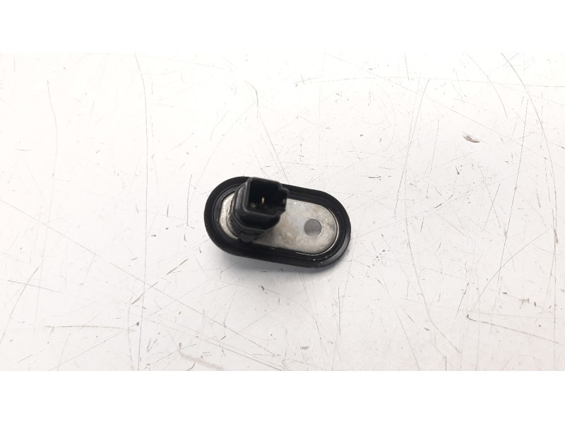 Recambio de interruptor para toyota rav 4 referencia OEM IAM 8423160070  