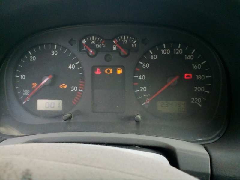 volkswagen golf iv berlina (1j1) del año 2000