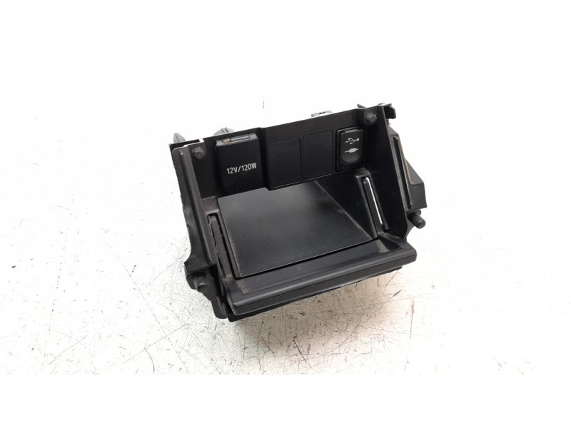 Recambio de guantera para toyota auris active referencia OEM IAM 5541402320  