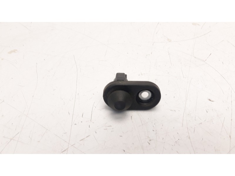 Recambio de interruptor para toyota rav 4 referencia OEM IAM 8423160070  