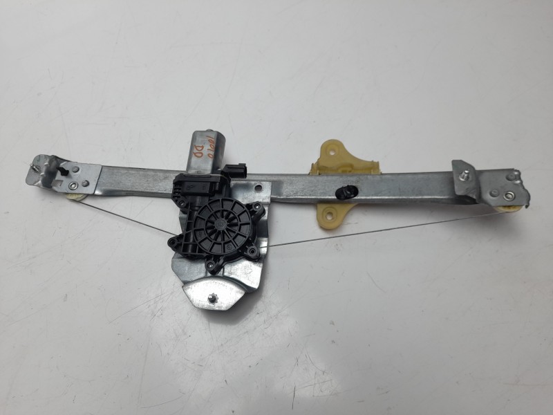 Recambio de elevalunas delantero derecho para renault clio iv technofeel referencia OEM IAM 807205569R 106199615 