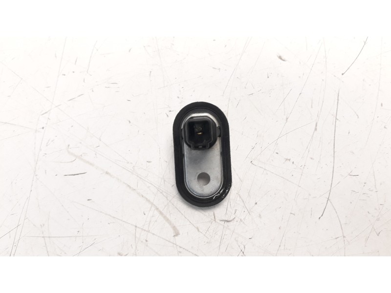 Recambio de interruptor para toyota rav 4 referencia OEM IAM 8423160070  