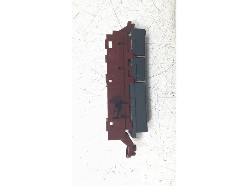 Recambio de moldura para hyundai i30 (pd) 1.0 tgdi cat referencia OEM IAM 93300G3250  