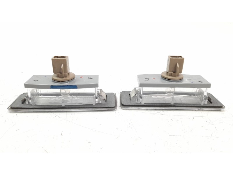 Recambio de piloto matricula para kia stonic (ybcuv) 1.6 crdi cat referencia OEM IAM 925012G000  