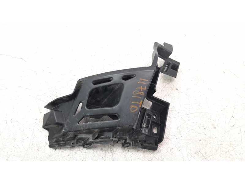 Recambio de soporte paragolpes trasero para seat ateca (khp) style go referencia OEM IAM 575807378  