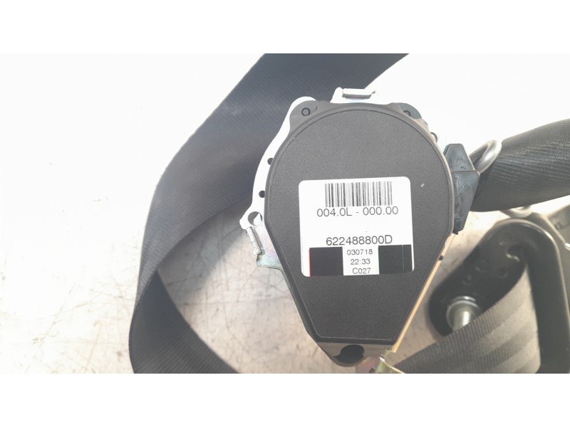 Recambio de cinturon seguridad trasero central para dacia sandero stepway referencia OEM IAM 622488800D  