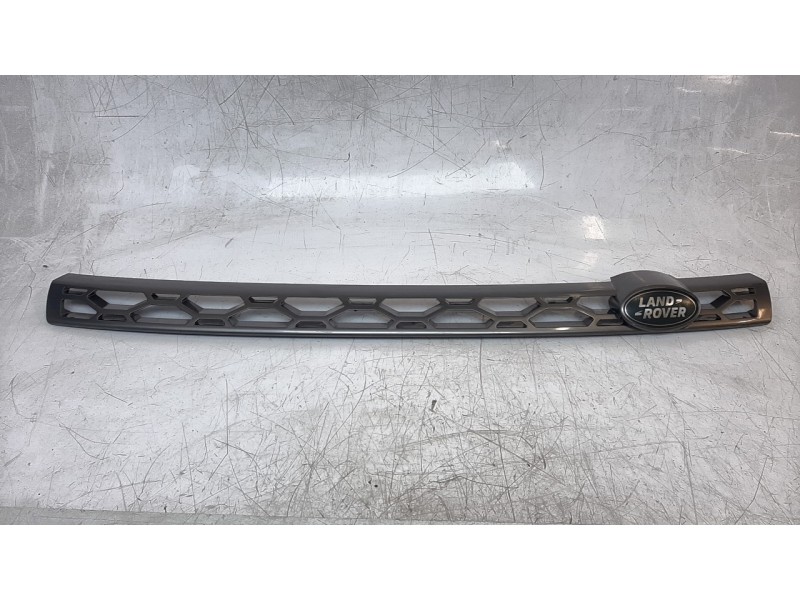 Recambio de rejilla delantera para land rover discovery sport pure referencia OEM IAM FK728A100CAW  