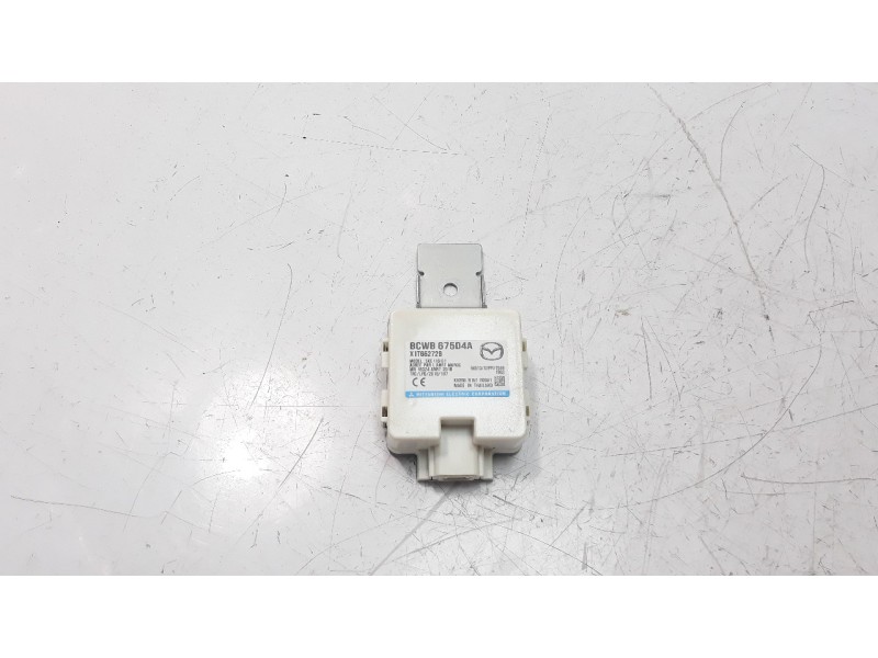 Recambio de modulo electronico para mazda 3 berlina (bp) referencia OEM IAM BCWB675D4A  