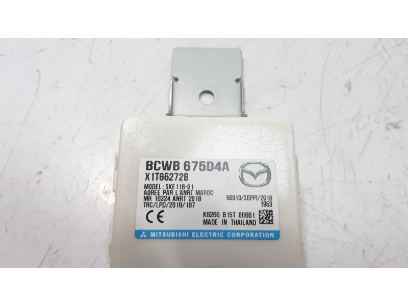 Recambio de modulo electronico para mazda 3 berlina (bp) referencia OEM IAM BCWB675D4A  