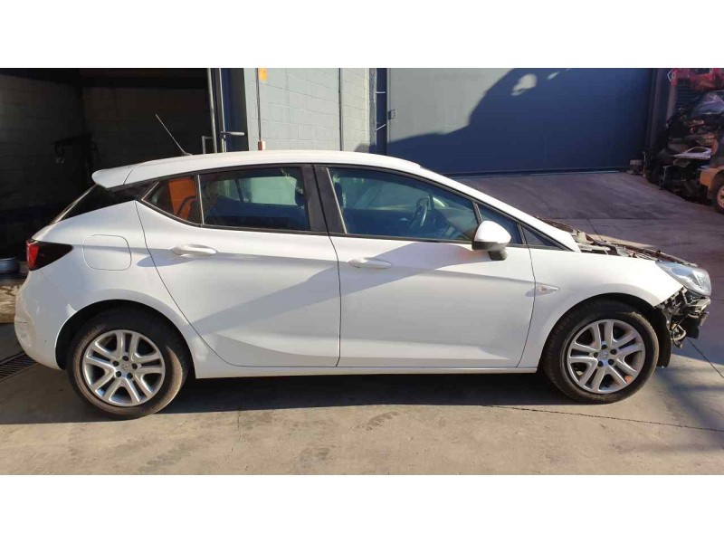 opel astra k lim. 5türig del año 2015