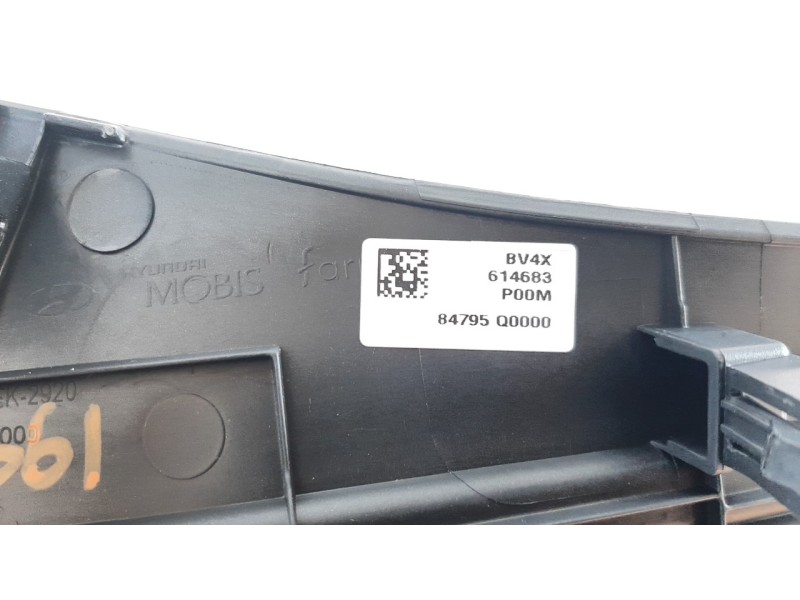 Recambio de rejilla aireadora para hyundai i20 1.0 tgdi cat referencia OEM IAM   