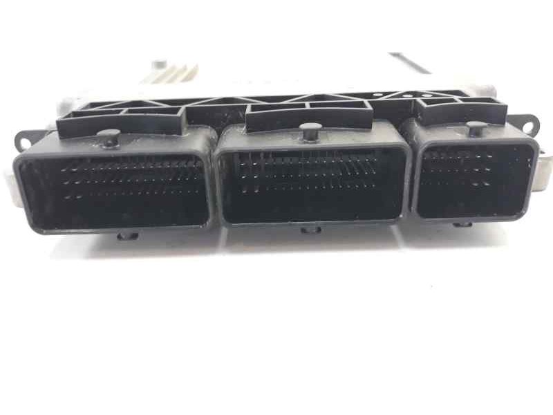 Recambio de centralita motor uce para renault clio iv dynamique referencia OEM IAM 237102213R 0281030439 