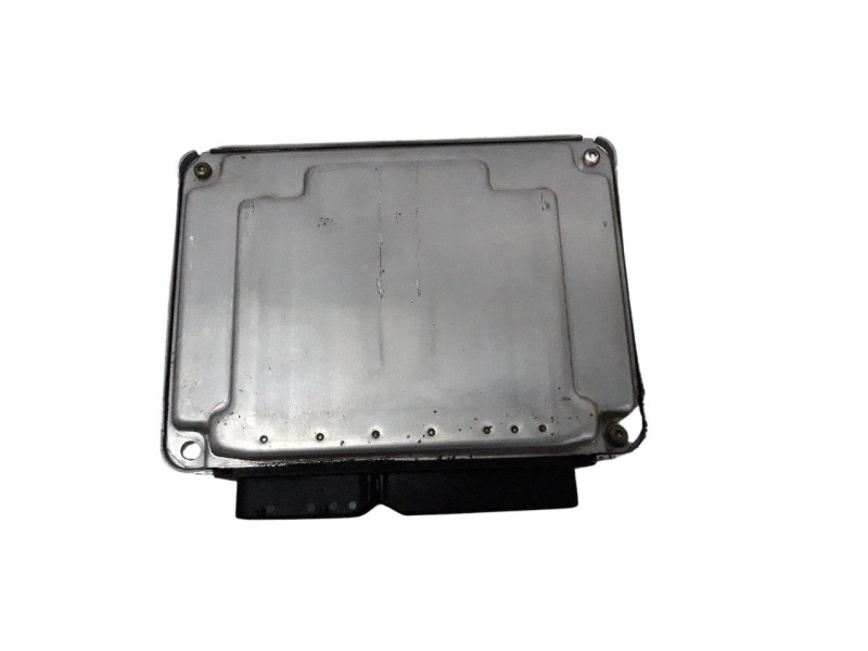 Recambio de centralita motor uce para volkswagen golf iv berlina (1j1) 1.9 tdi referencia OEM IAM 038906012FB 0281010651 