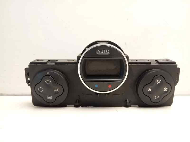 Recambio de mando climatizador para renault clio iii confort expression referencia OEM IAM 8200296683  