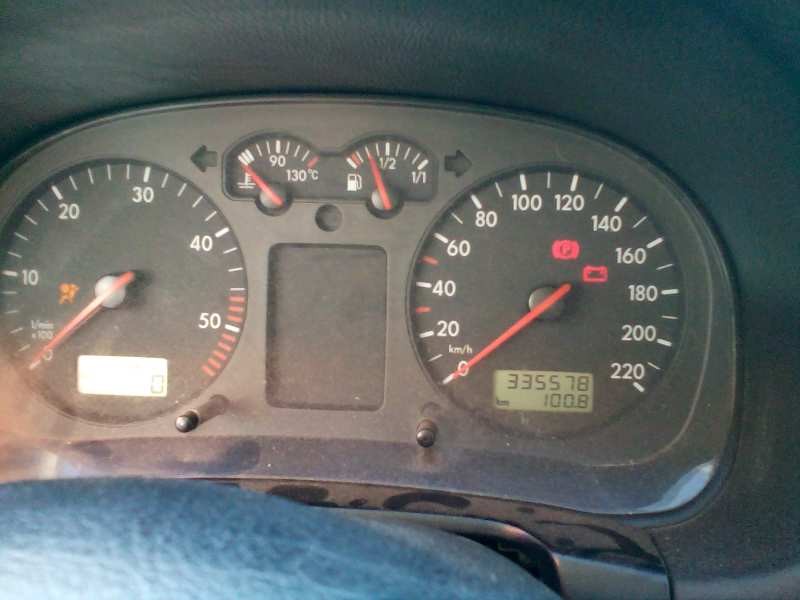 volkswagen golf iv berlina (1j1) del año 1999