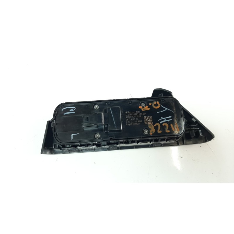 Recambio de mando elevalunas delantero izquierdo para mercedes-benz clase glb (bm 247) 1.3 cat referencia OEM IAM A1679059803  