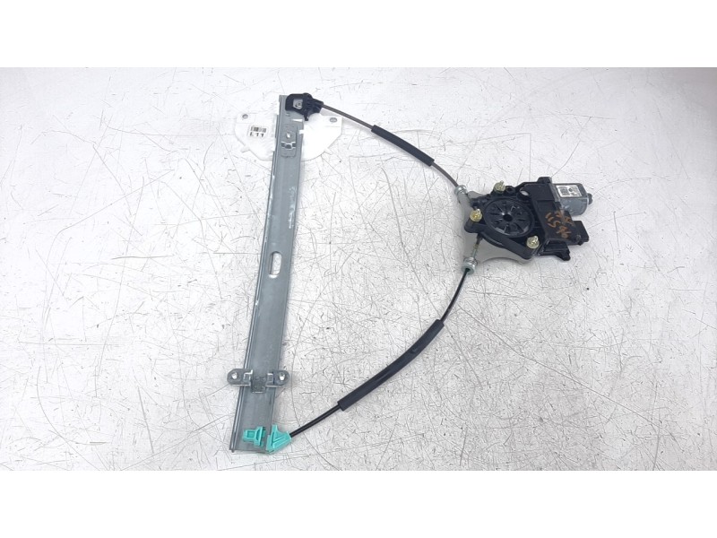 Recambio de elevalunas delantero izquierdo para kia rio (yb) 1.2 cat referencia OEM IAM 82401H8110  