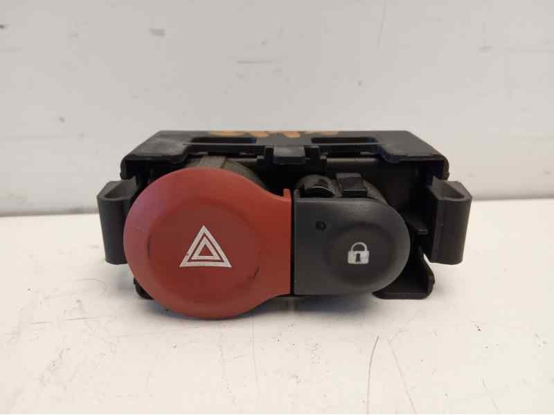 Recambio de warning para renault clio iii confort expression referencia OEM IAM 8200214896  
