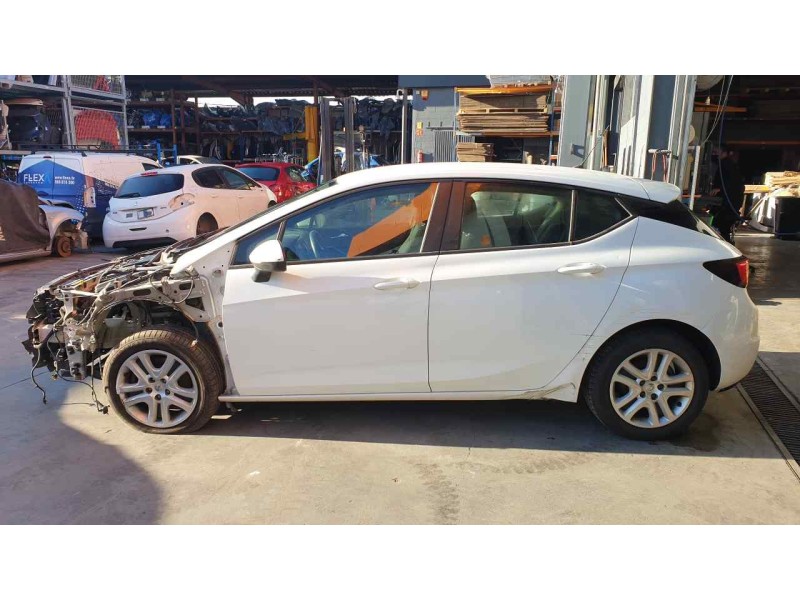 opel astra k lim. 5türig del año 2015