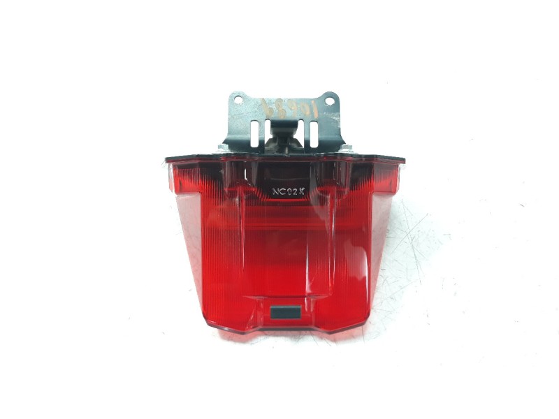 Recambio de piloto trasero central para honda nc 750 nc 750 x referencia OEM IAM 33701MKVD03  