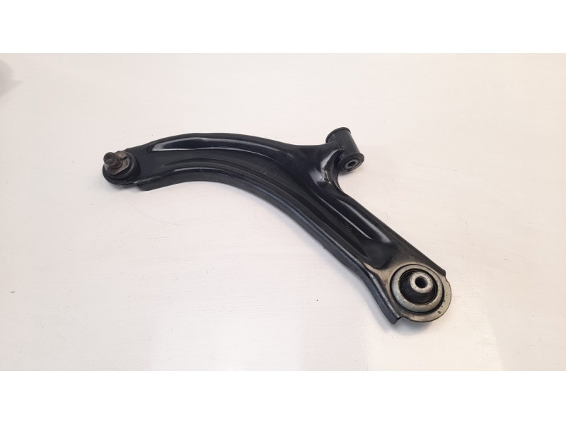 Recambio de brazo suspension inferior delantero izquierdo para renault clio iii 1.2 referencia OEM IAM 8200346941 BR1799 