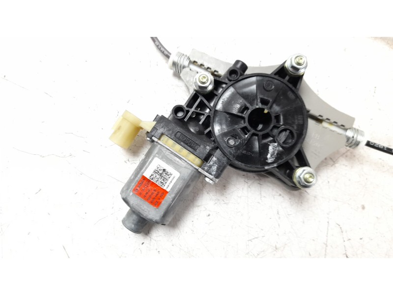 Recambio de elevalunas trasero derecho para kia rio (yb) 1.2 cat referencia OEM IAM 83460H8000  