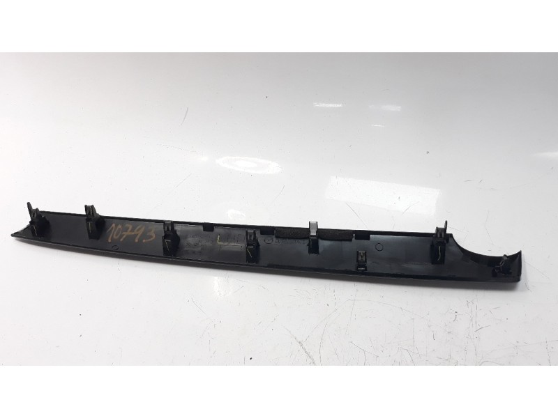 Recambio de moldura para mazda 2 lim. () 1.5 16v cat referencia OEM IAM DA6D55211  