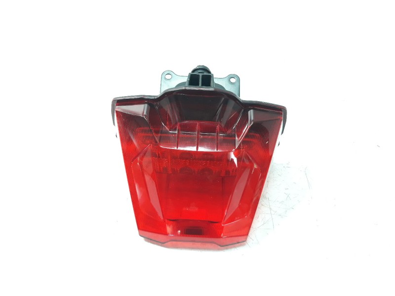 Recambio de piloto trasero central para honda nc 750 nc 750 x referencia OEM IAM 33701MKVD03  