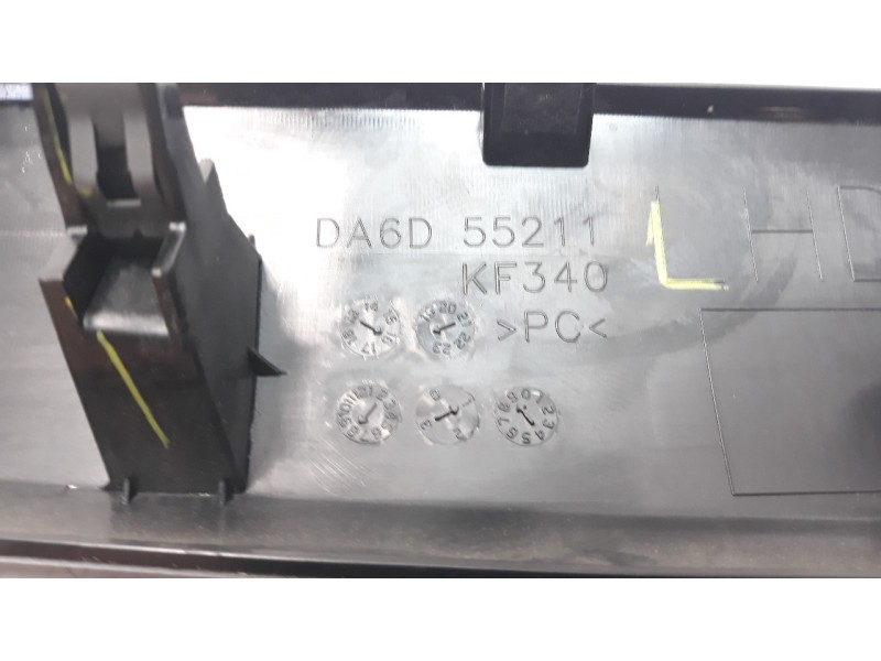 Recambio de moldura para mazda 2 lim. () 1.5 16v cat referencia OEM IAM DA6D55211  