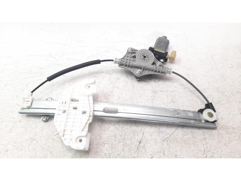 Recambio de elevalunas trasero izquierdo para kia rio (yb) 1.2 cat referencia OEM IAM 83401H8100  