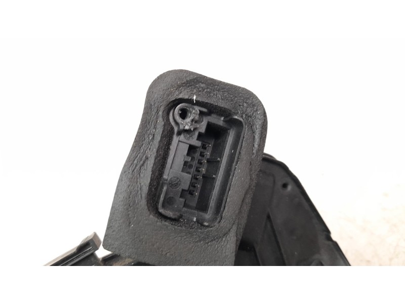 Recambio de cerradura puerta trasera derecha para seat leon (5f1) 1.6 tdi referencia OEM IAM 5K4839016AF  
