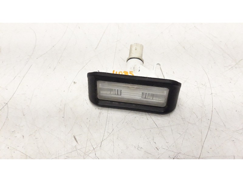 Recambio de piloto matricula para opel vivaro furgón 1.5 cdti dpf referencia OEM IAM 3202001388  
