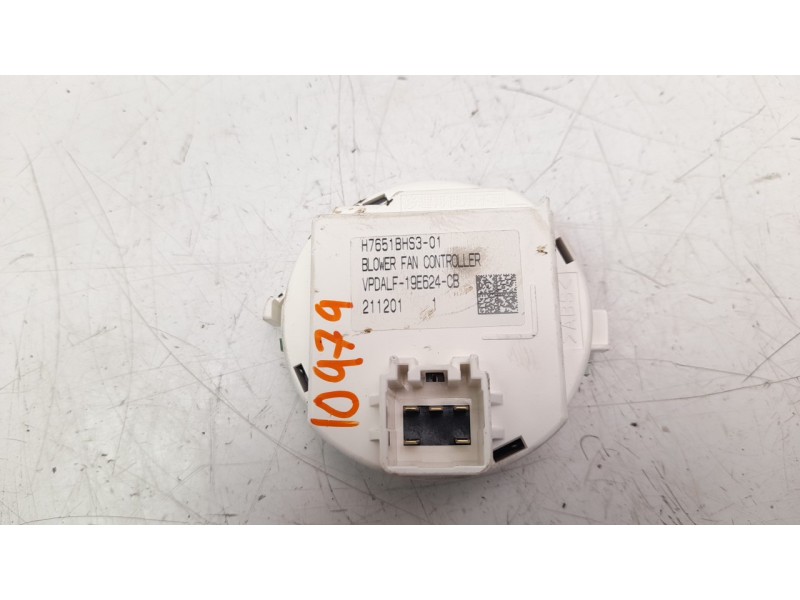 Recambio de resistencia calefaccion para mazda 2 lim. () 1.5 16v cat referencia OEM IAM H7651BHS301  