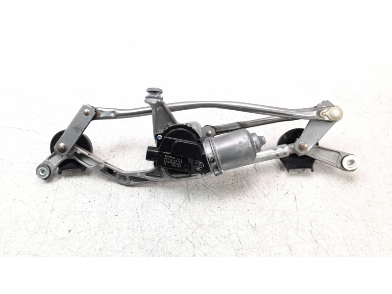 Recambio de motor limpia trasero para toyota auris active referencia OEM IAM 8513002050  