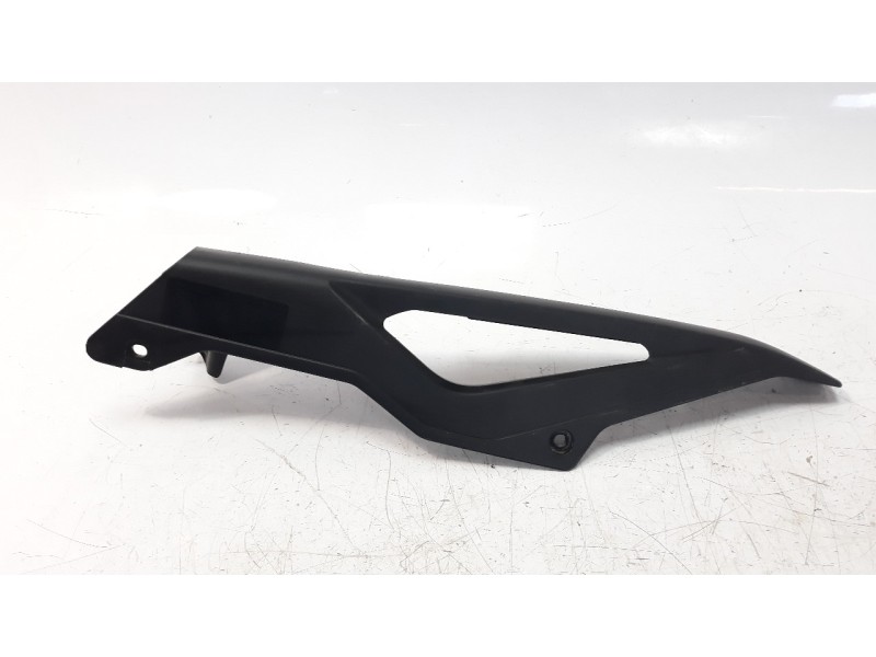 Recambio de moldura para honda nc 750 nc 750 x referencia OEM IAM 40510MGSD30  