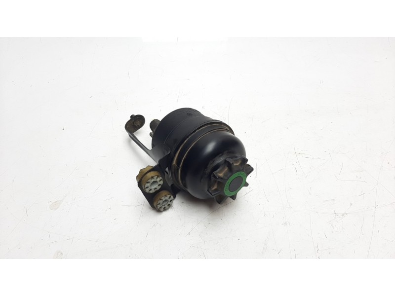 Recambio de deposito servo para bmw serie 5 berlina (e60) 3.0 turbodiesel cat referencia OEM IAM 32411097164  