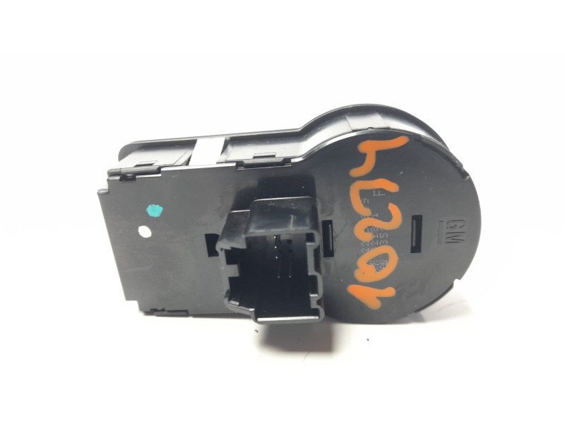 Recambio de mando luces para opel insignia berlina excellence referencia OEM IAM 13268702  