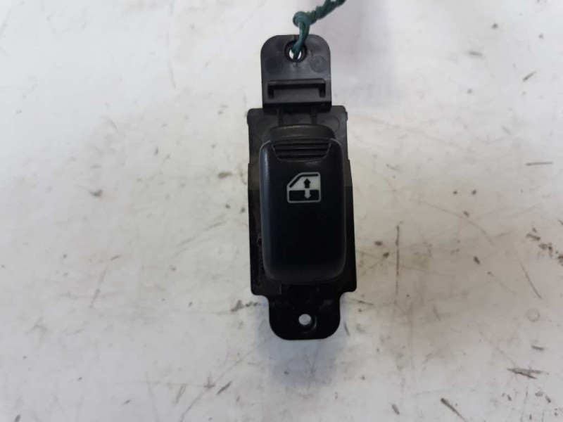 Recambio de mando elevalunas trasero izquierdo para hyundai santa fe (sm) 2.0 crdi cat referencia OEM IAM 935753C010  